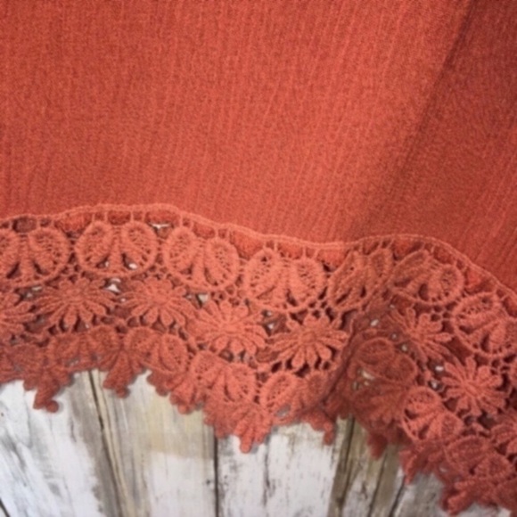 Altar’d State Burnt Orange Blouse - Picture 3 of 6